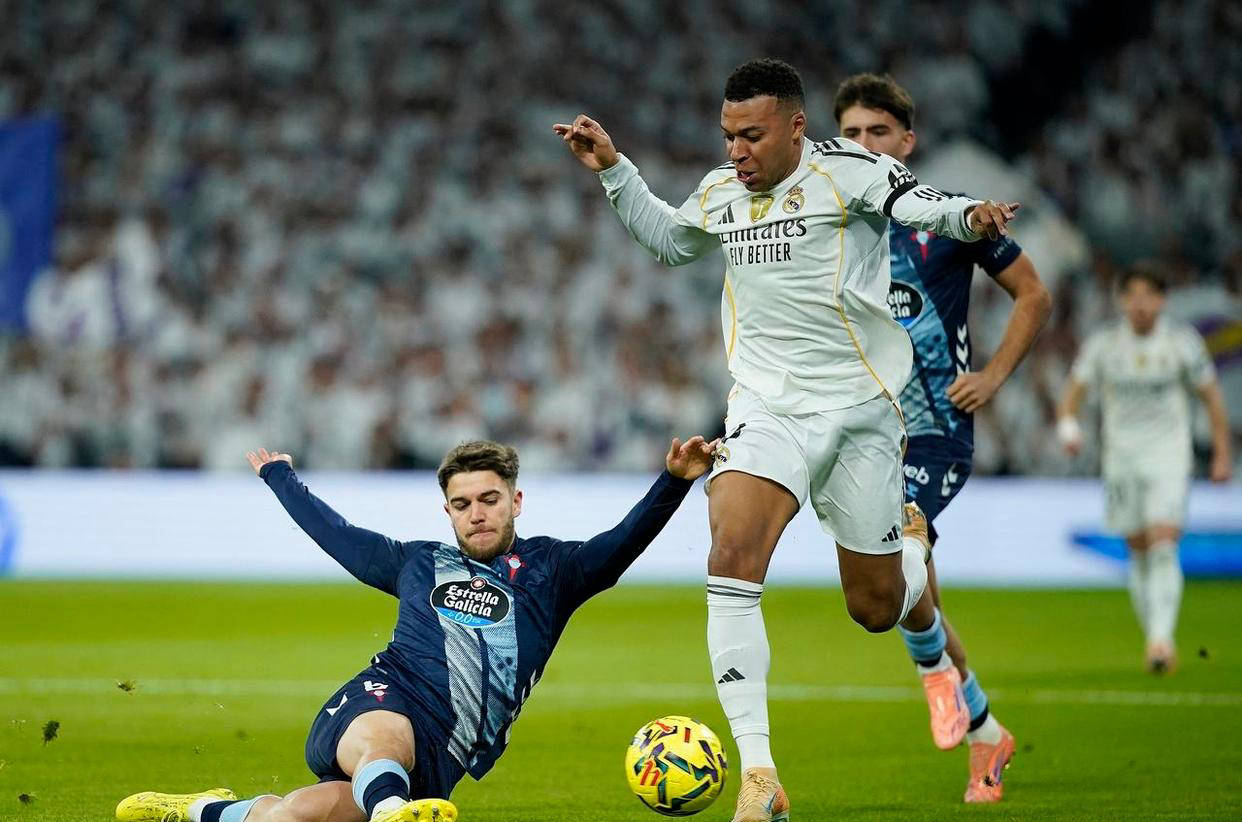 天助巴萨：皇马主场0-2爆冷不敌塞尔塔，西甲第2遭遇四轮不胜